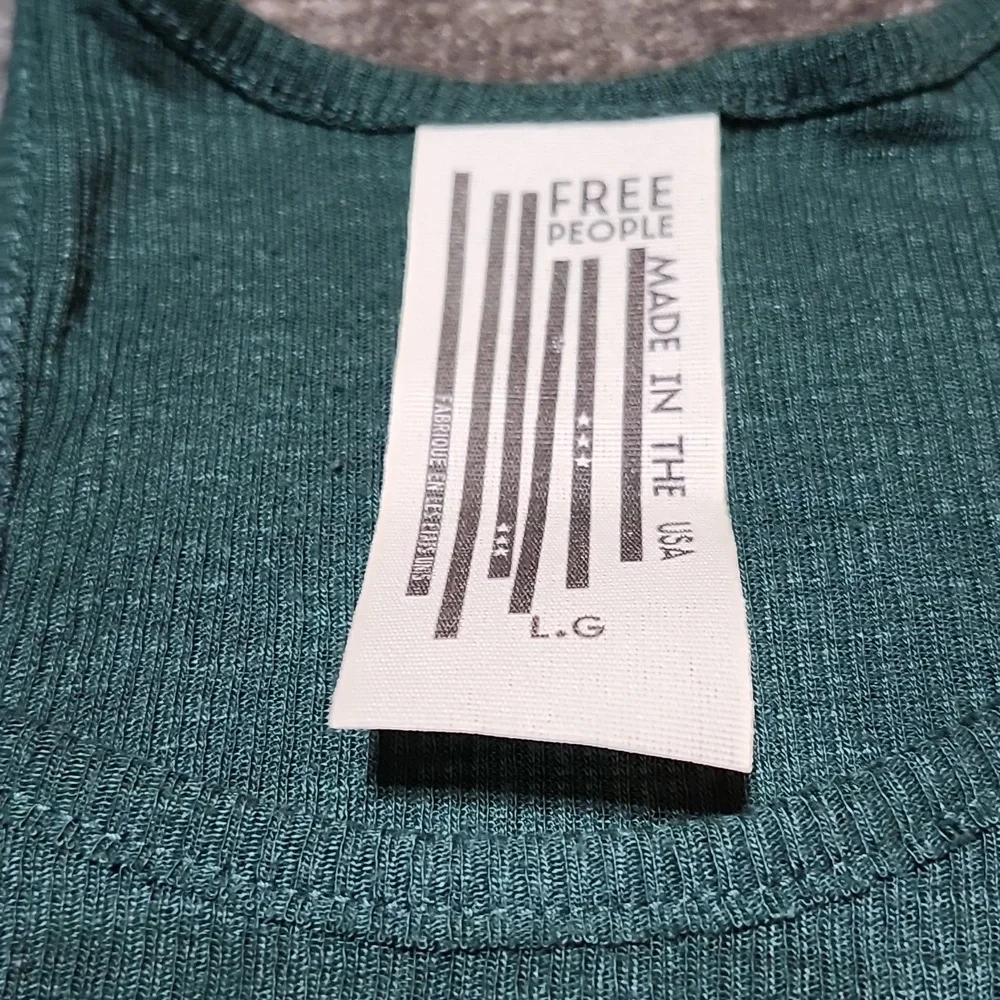 FREE PEOPLE SET-OF-5 RACERBACK RIBBED RELAXED FIT TANK-TOPS LARGE PRICE FIRM - Picture 7 of 12